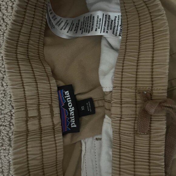 Patagonia jogger/chino pants, khaki mens xs - Picture 3 of 5